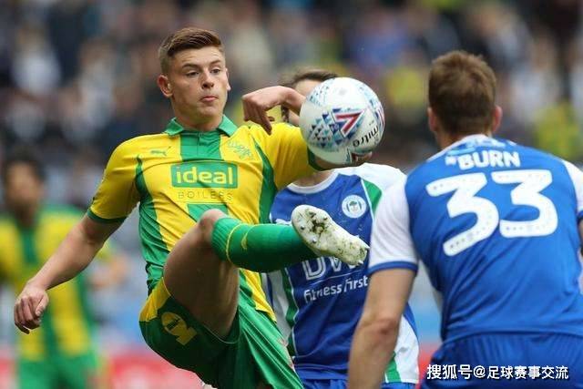 拜仁后卫阿方索酒驾被抓 吊销驾照+禁赛一个月